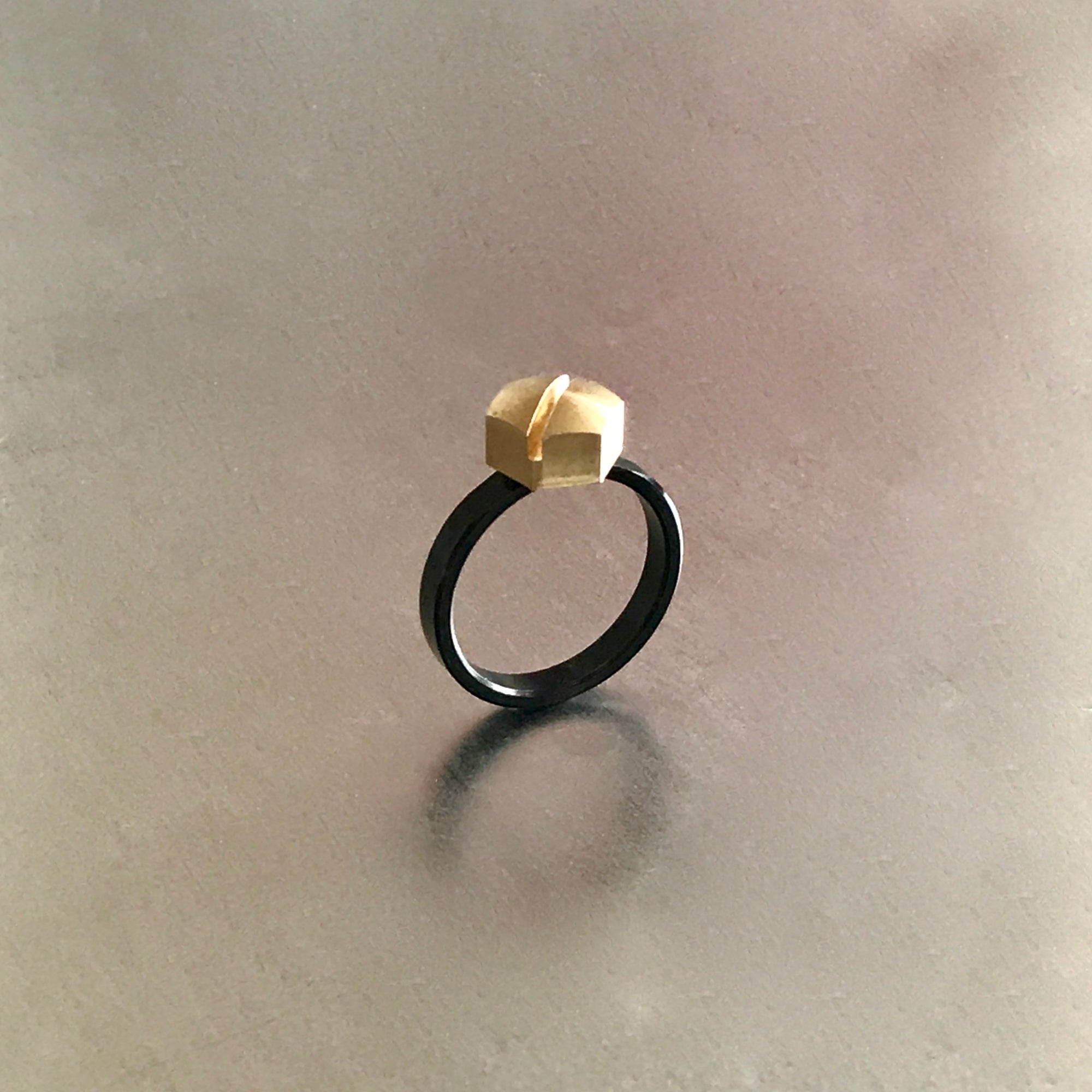 The small factory ring YAZAWA 8 piece Set B